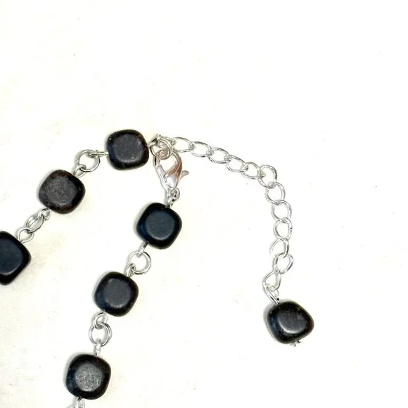 Genuine Black Agate Short Necklace, Gemstone Cube & Cute Slim Cat Pendant - Picture 9 of 12